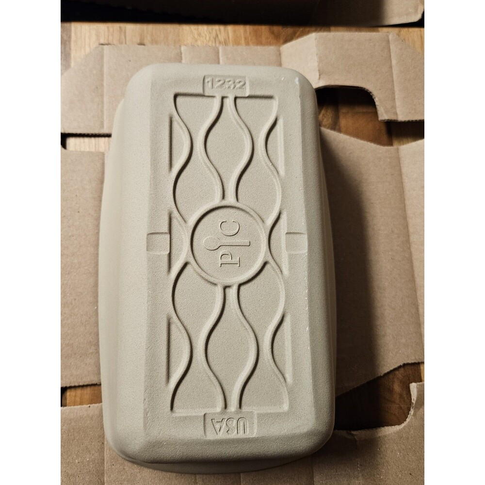 NIB Pampered Chef Stone Loaf Pan #100221 Stoneware Bread Baking Pan - Picture 3 of 4
